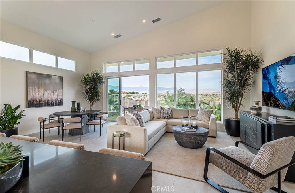 422 Fountain Drive - Photo 1