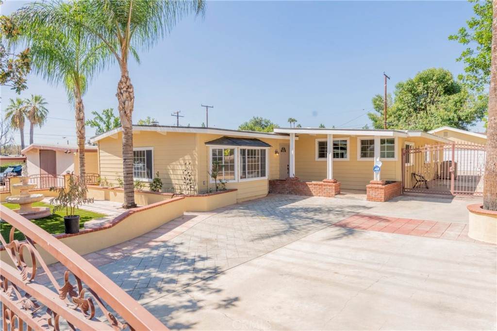 311 Cataract Avenue - Photo 1