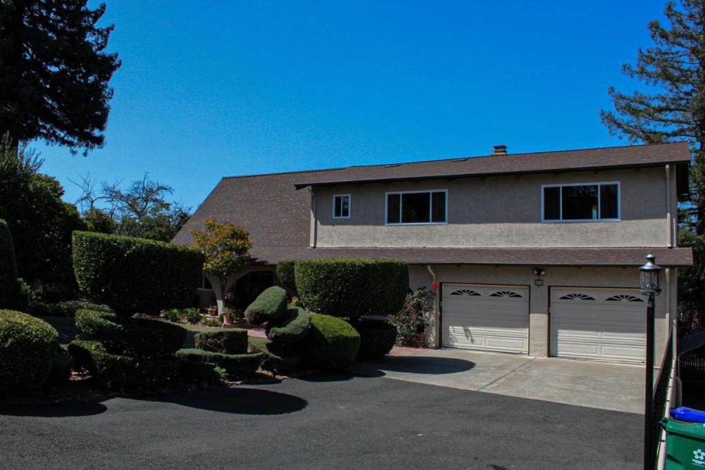 24 Valley View Court - Photo 1
