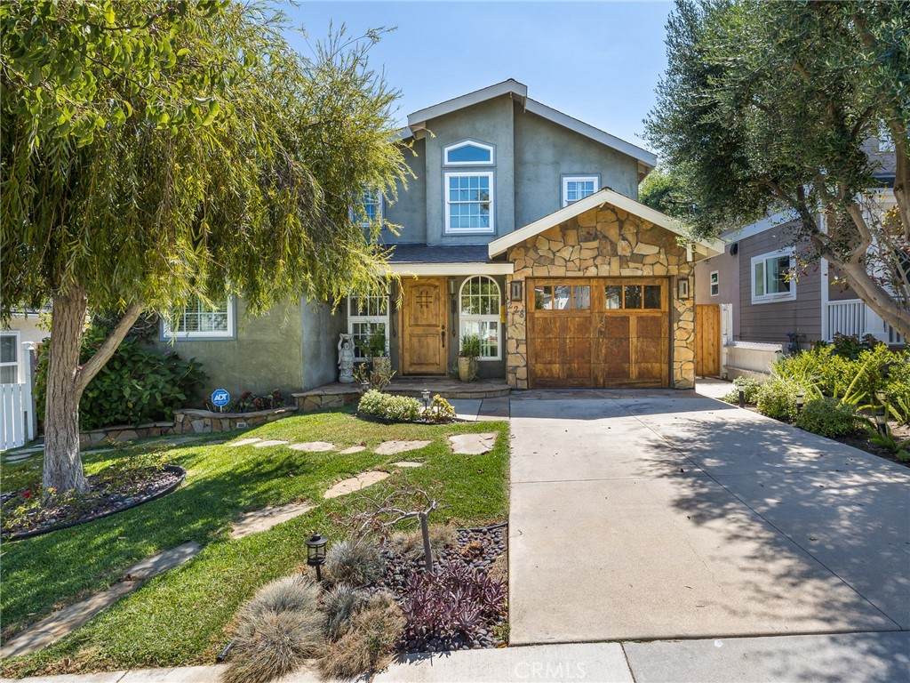 228 Maple Avenue - Photo 1