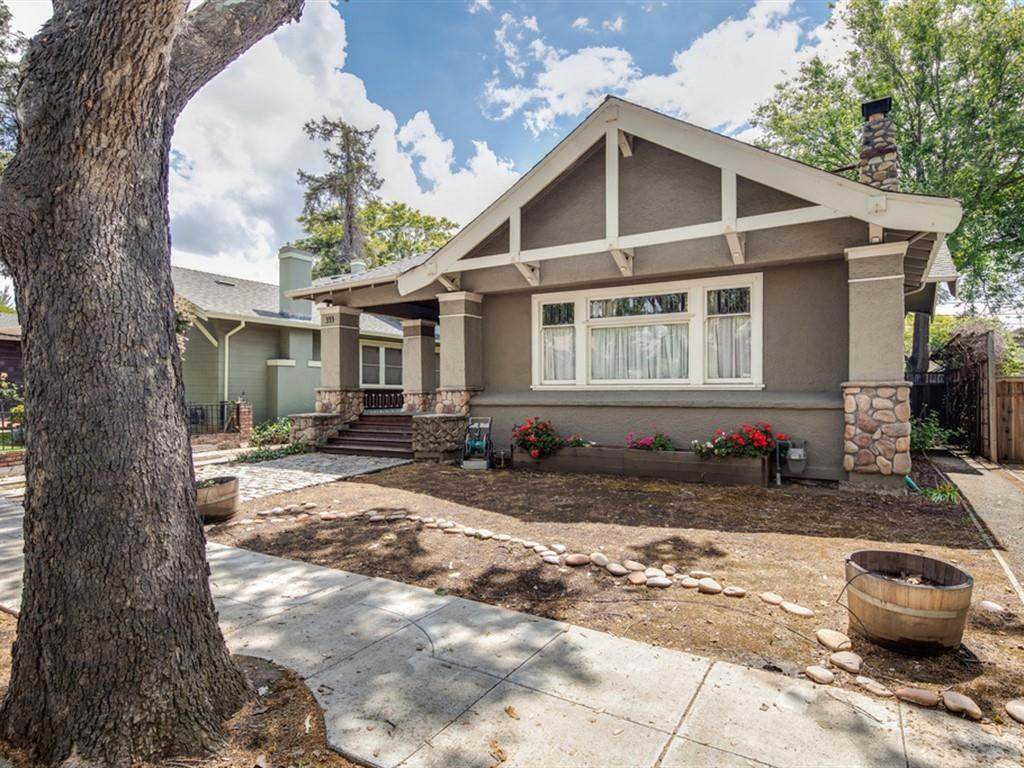 355 15th Street - Photo 1
