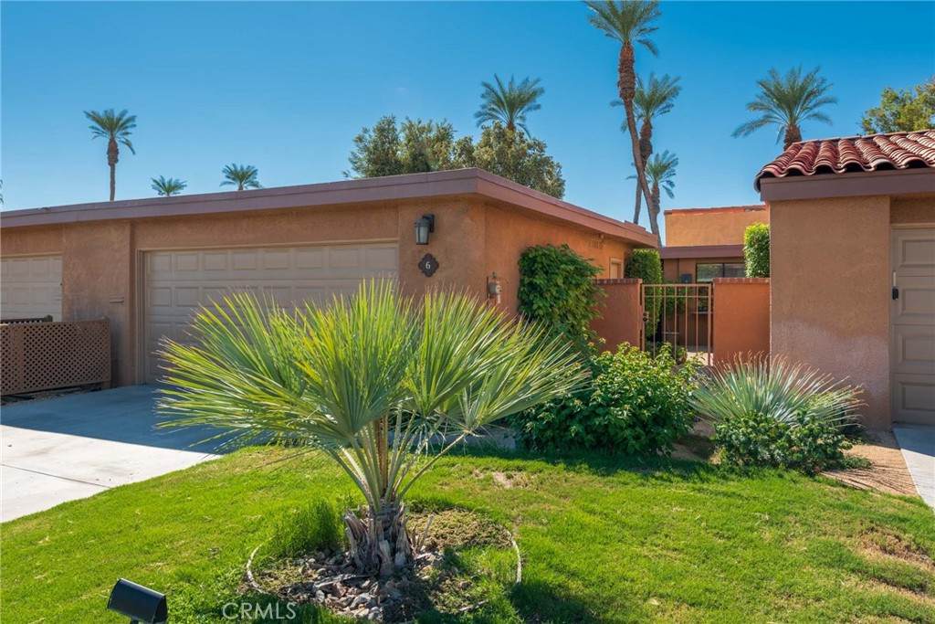 6 La Ronda Drive - Photo 1