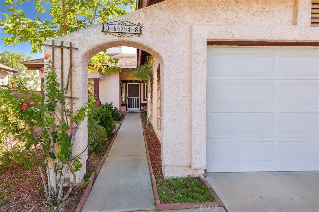 36748 Fiddleneck Court - Photo 1