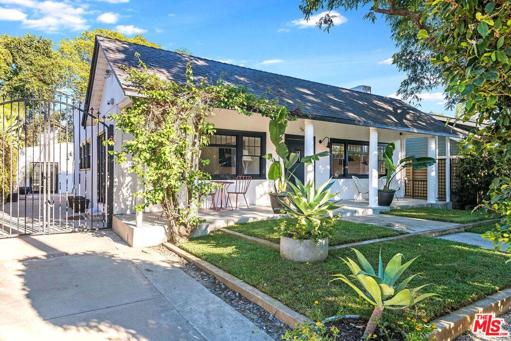 512 Gower Street - Photo 1