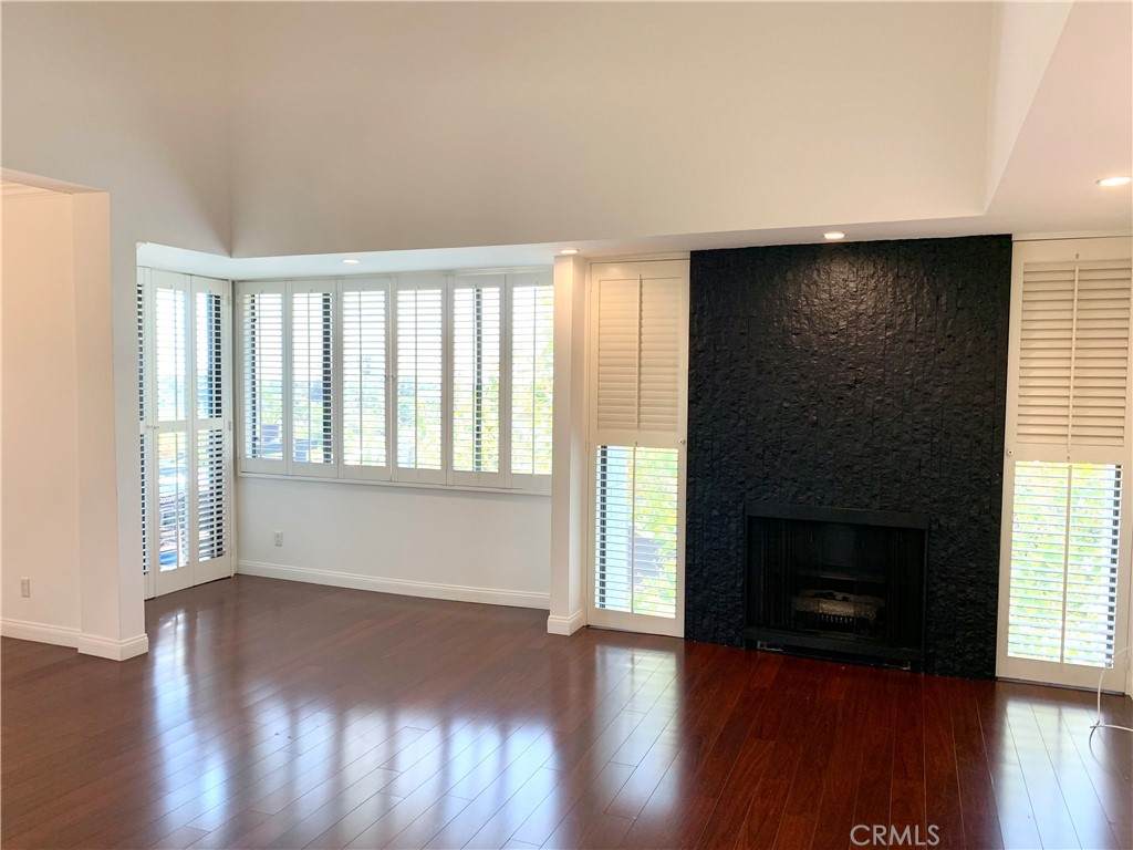 1830 Westholme Avenue - Photo 1