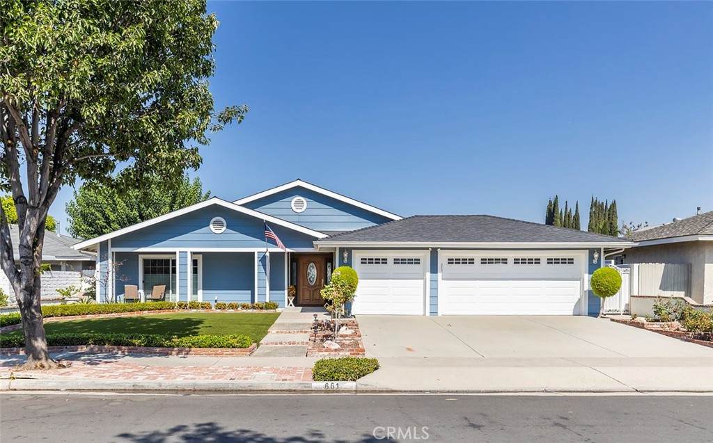 661 Longfellow Drive - Photo 1