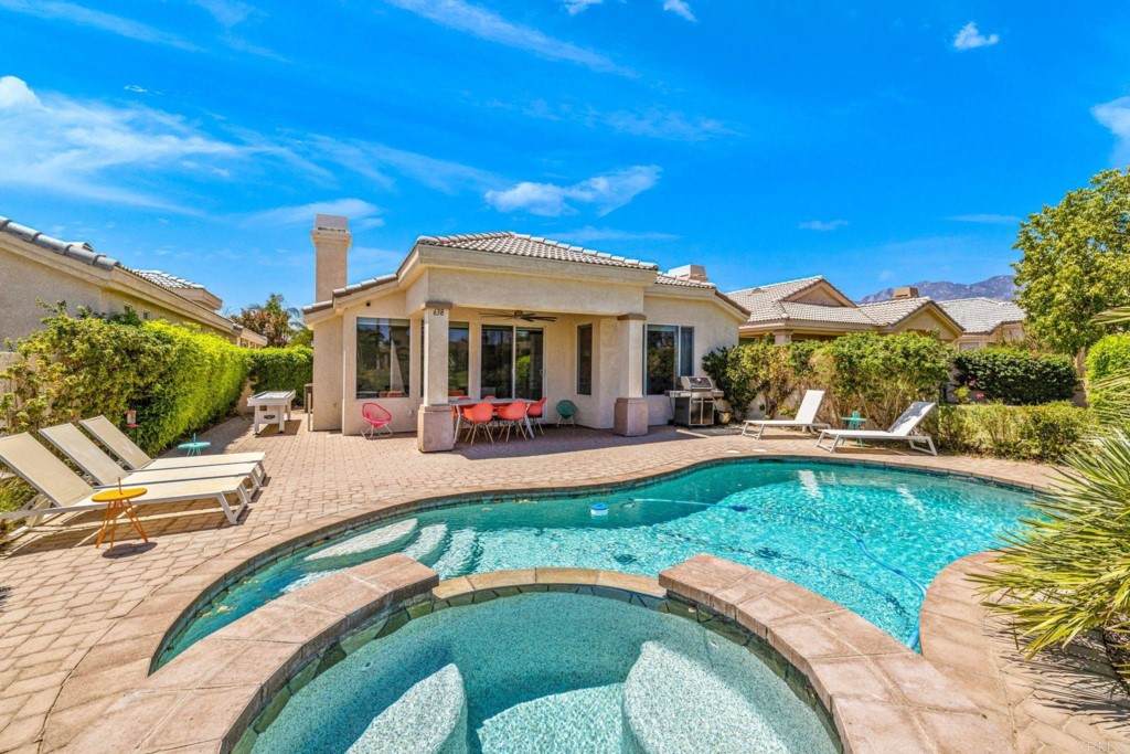 67638 Natoma Dr - Photo 1