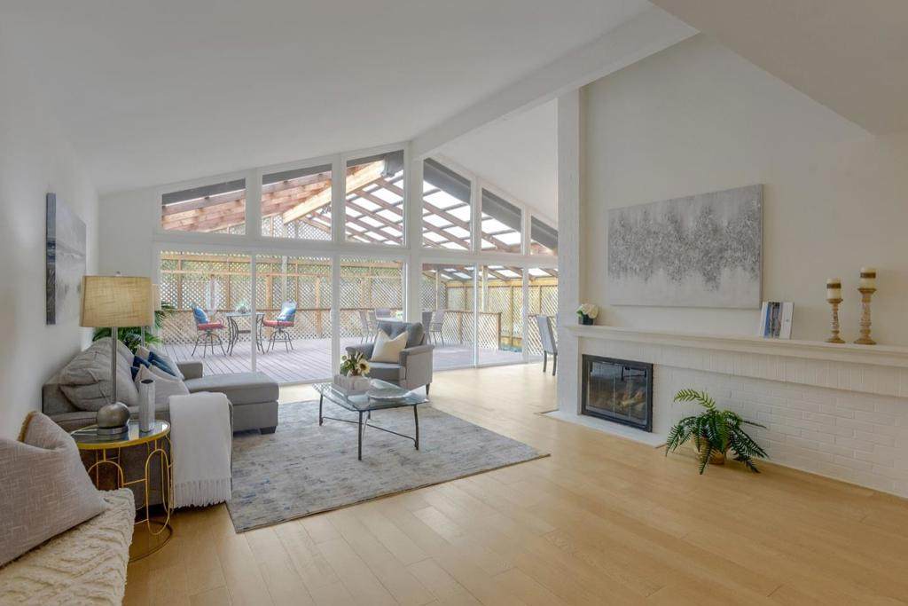 2016 Avignon Place - Photo 1