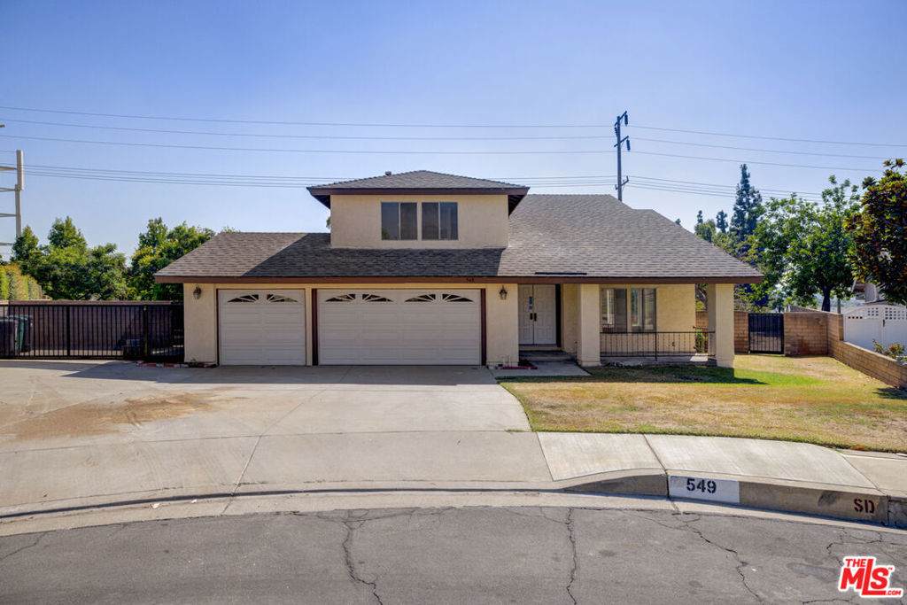 549 Westminster Court - Photo 1
