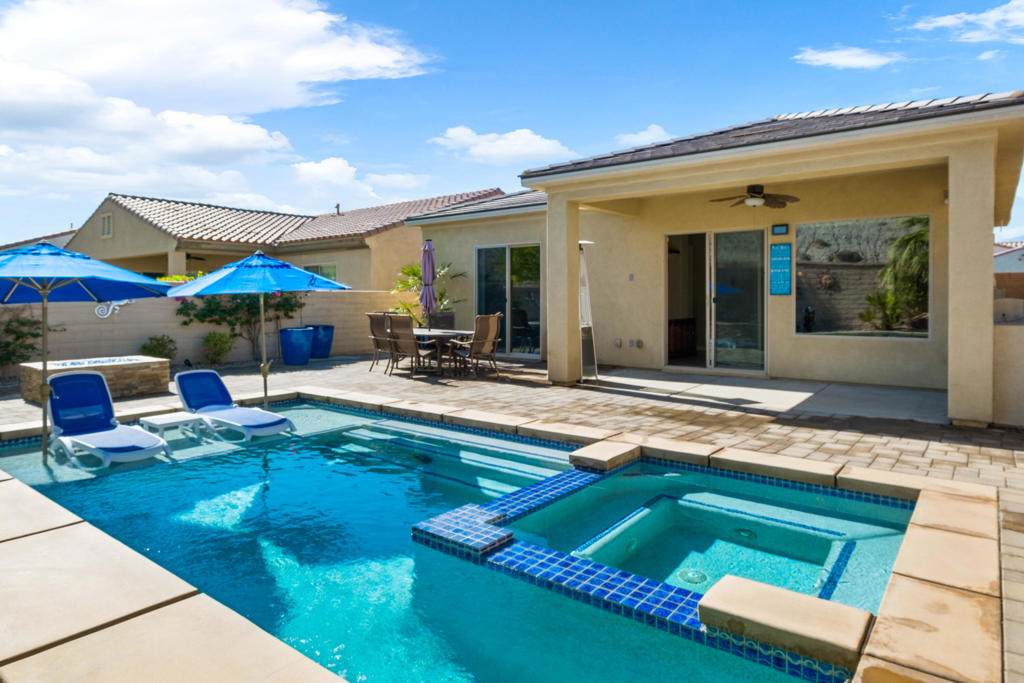 81608 Avenida Viesca - Photo 1