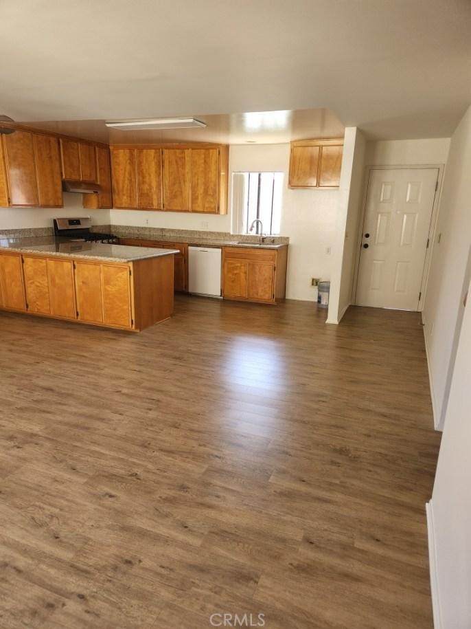 437 Richmond Street - Photo 1