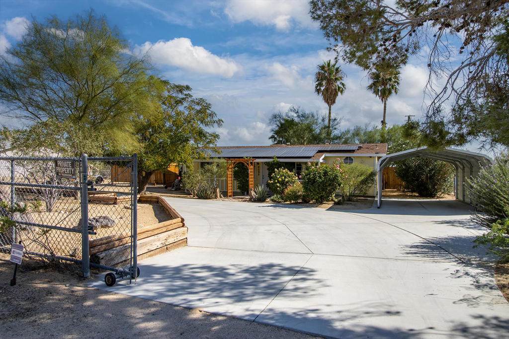 4575 Avenida Del Sol - Photo 1