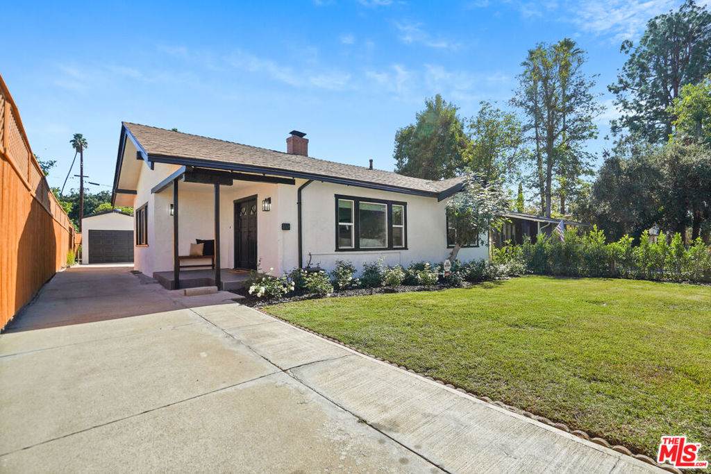 36 San Marino Avenue - Photo 1