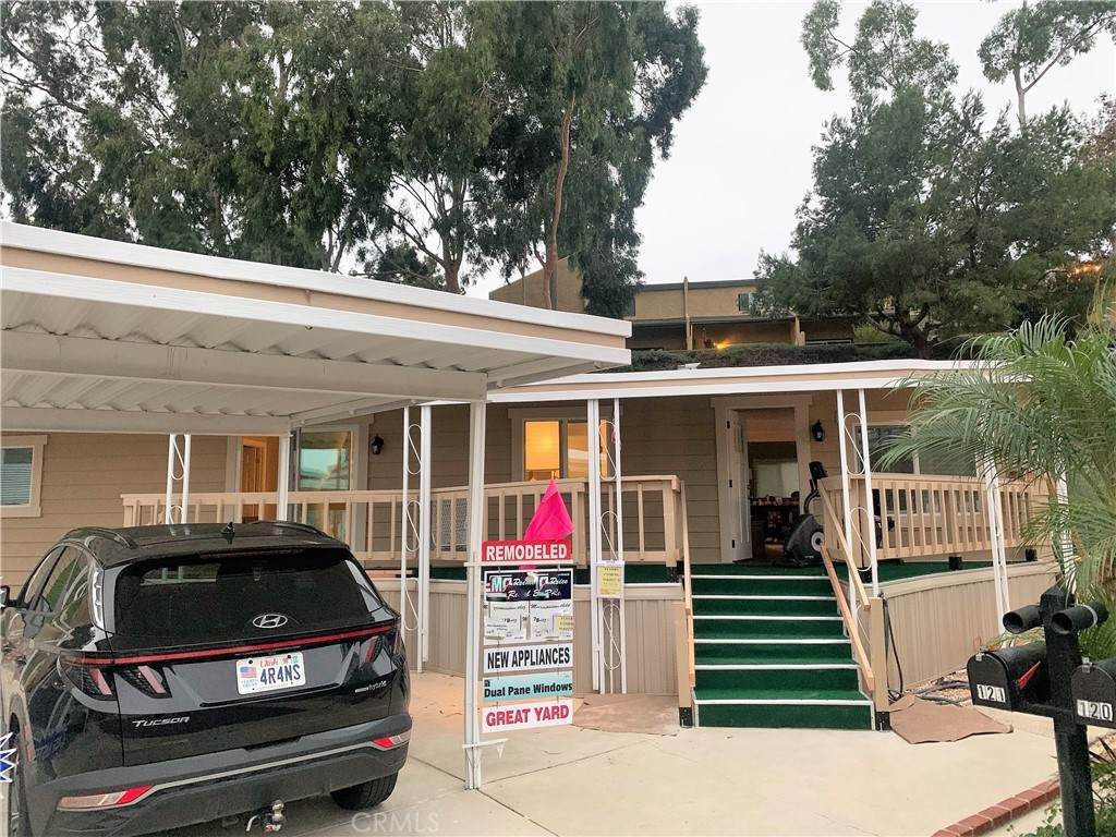 18601 Newland - Photo 1