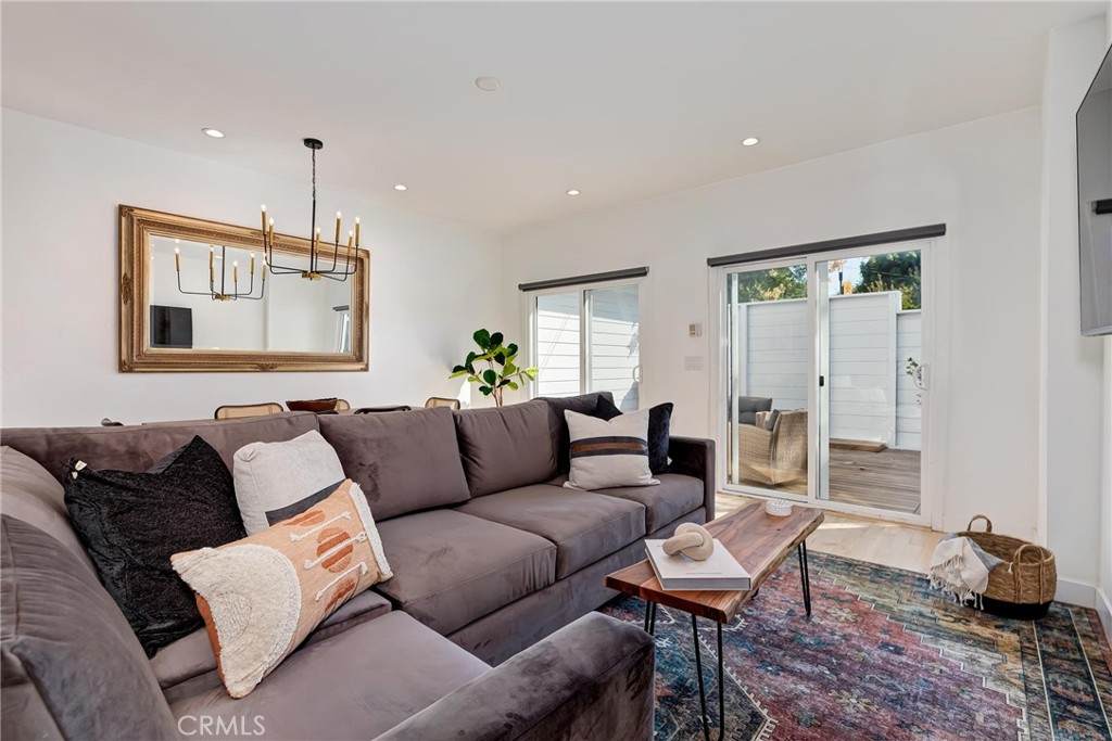 8611 Rosewood Avenue - Photo 1
