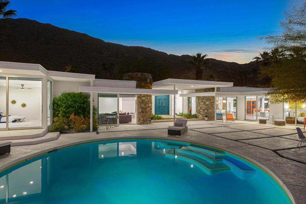 445 Monte Vista Drive - Photo 1