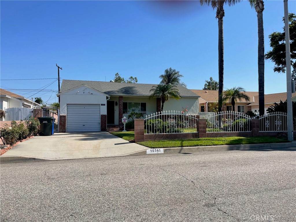 10741 Cecilia Street - Photo 1