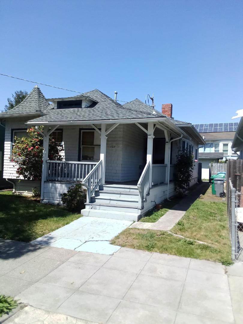 1211 Russell Street - Photo 1