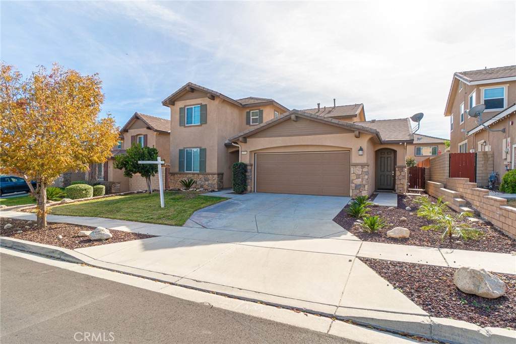3753 American Elm Road - Photo 1