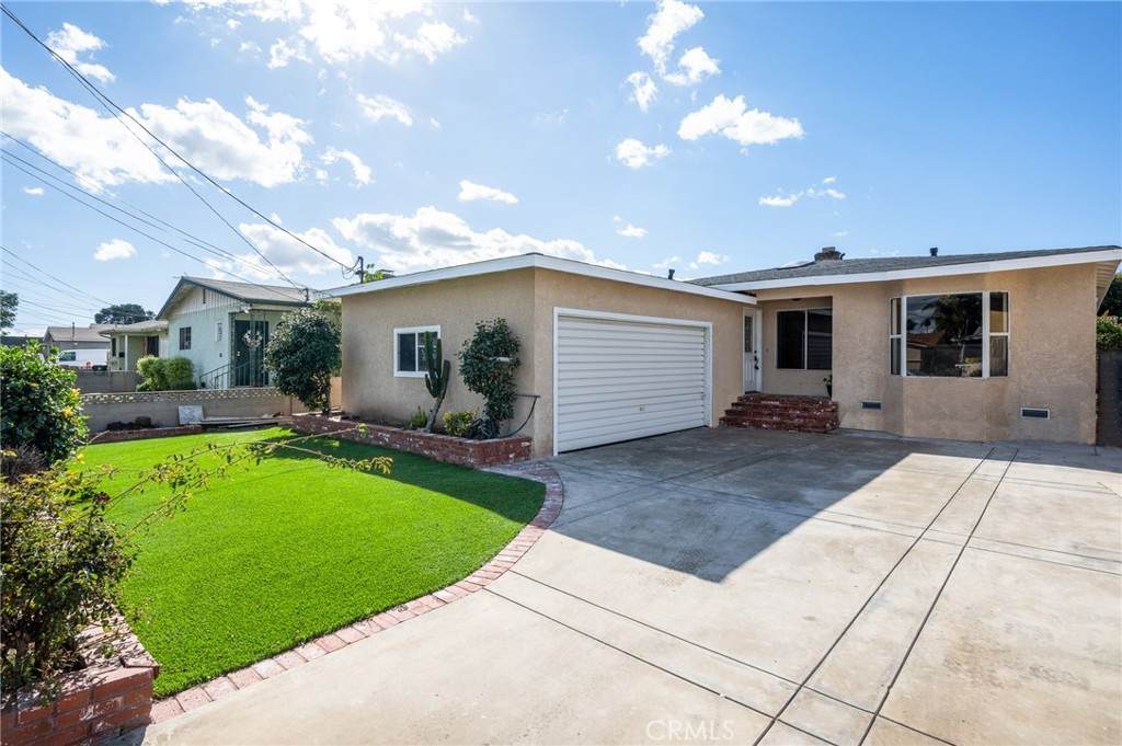 1533 Island Avenue - Photo 1