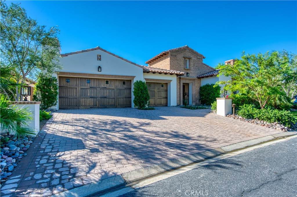 58075 Carmona - Photo 1