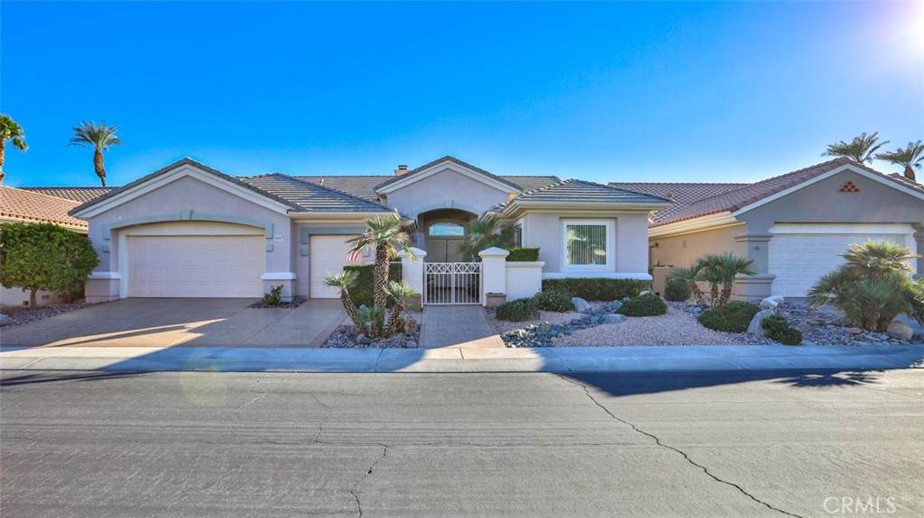 78781 Golden Reed Drive - Photo 1
