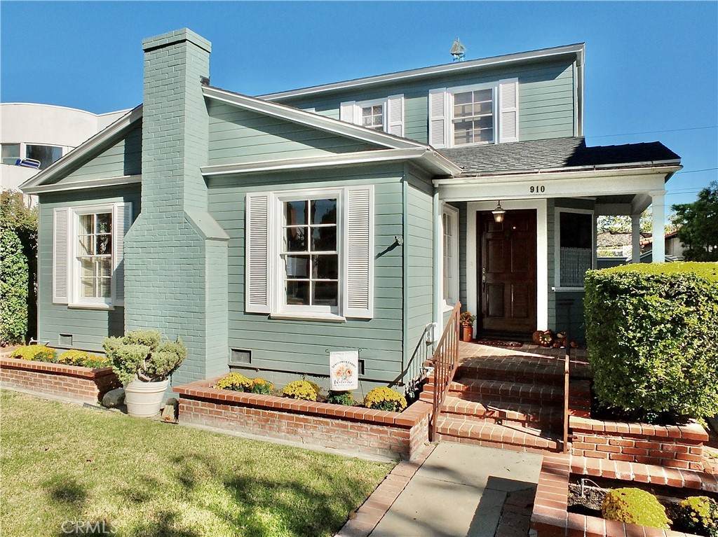 910 Terraine Avenue - Photo 1