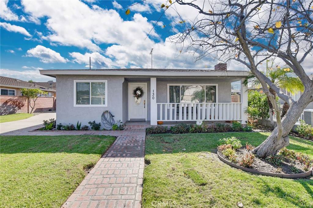 130 Valencia Avenue - Photo 1