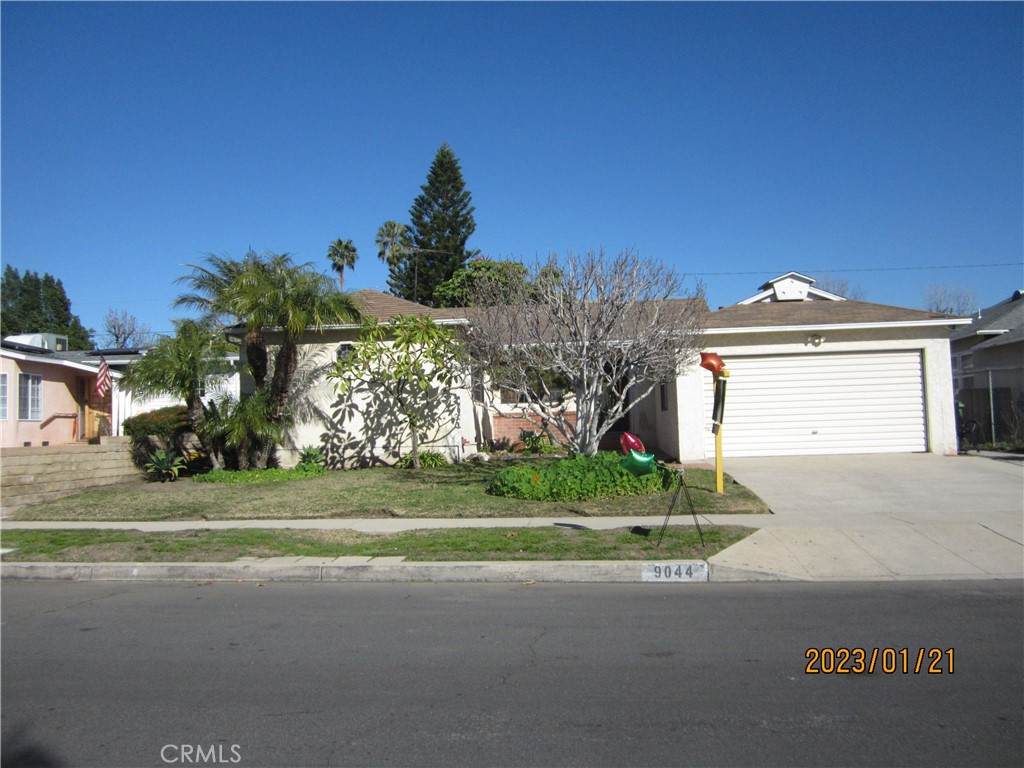 9044 Lev Avenue - Photo 1