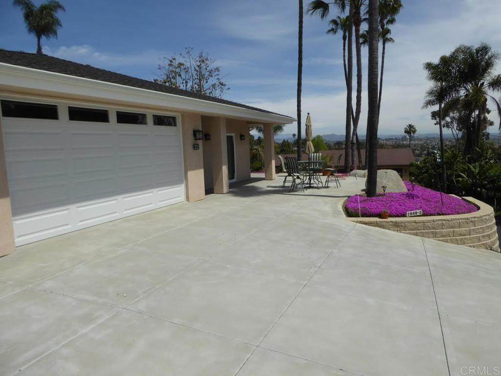 1848 Laurel Road - Photo 1