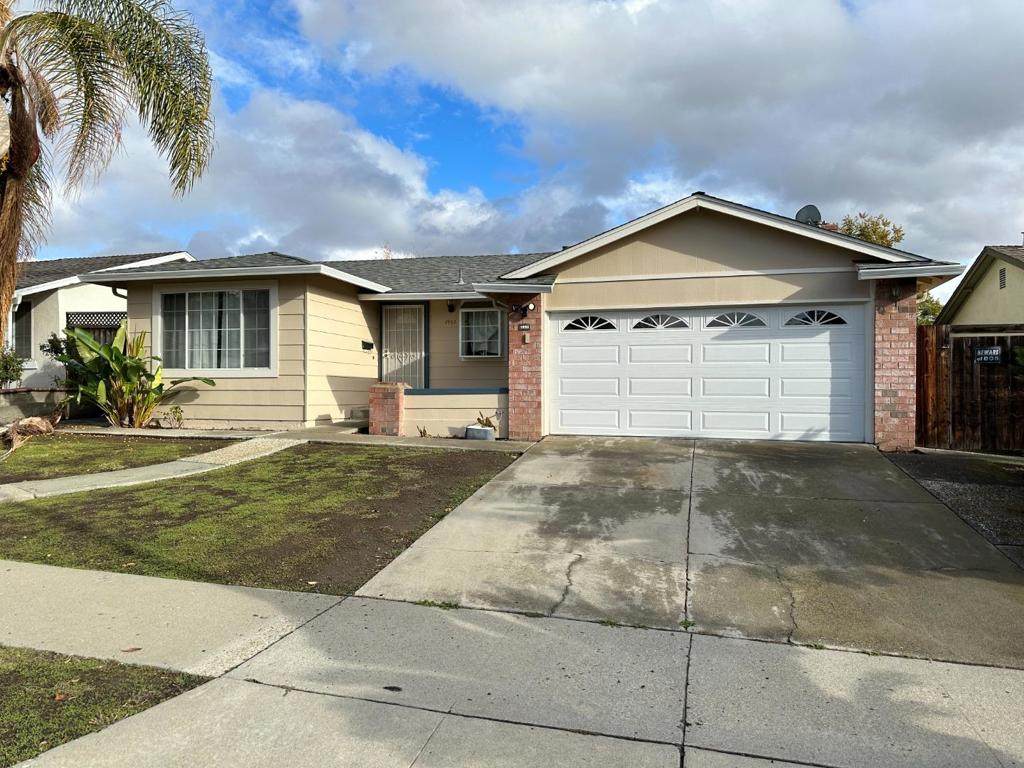 1992 Majestic Way - Photo 1