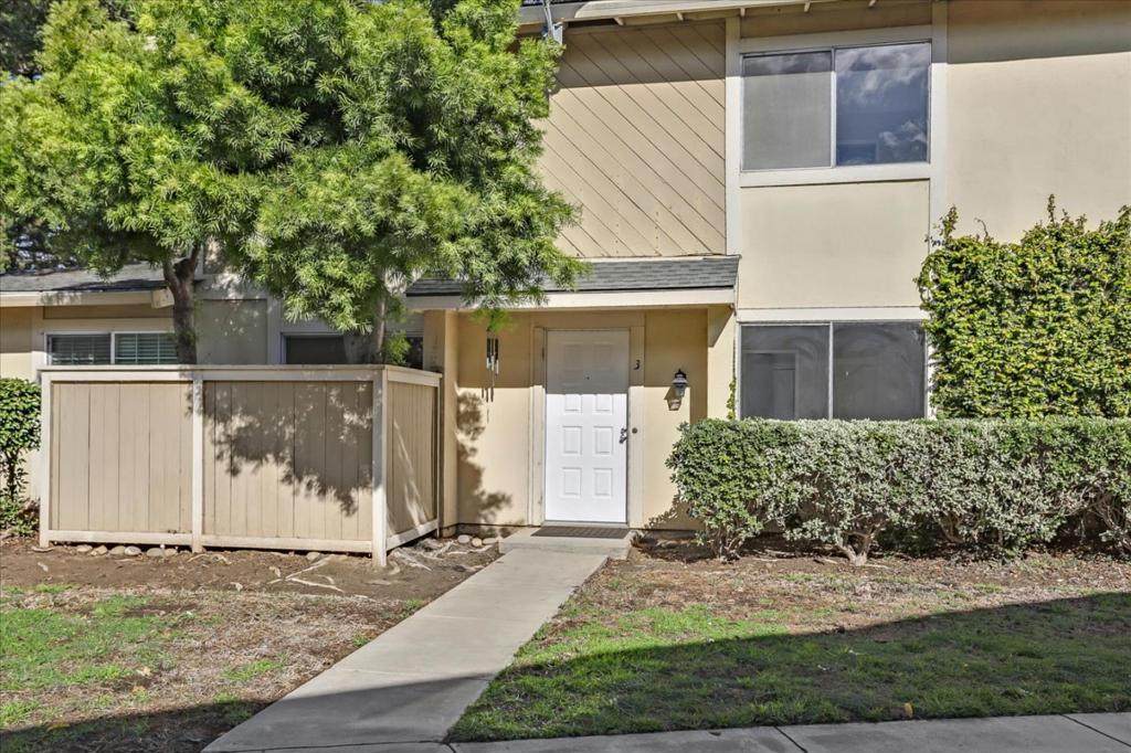 1811 Cherokee Drive - Photo 1