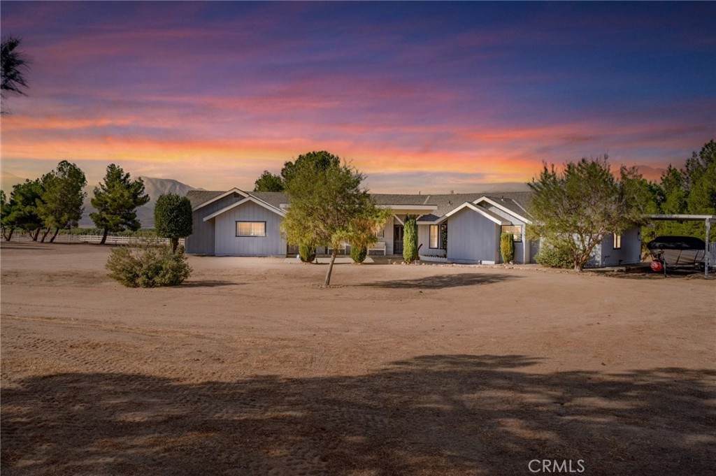 8165 Entrada Boulevard - Photo 1