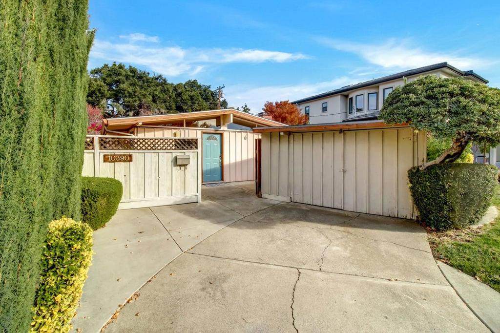 10390 Sterling Boulevard - Photo 1