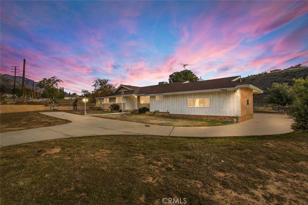 34775 Juniper Avenue - Photo 1