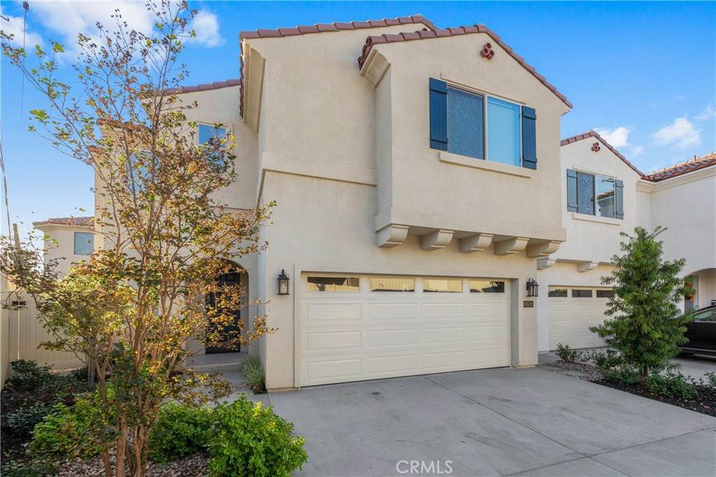 6518 Alondra Boulevard - Photo 1