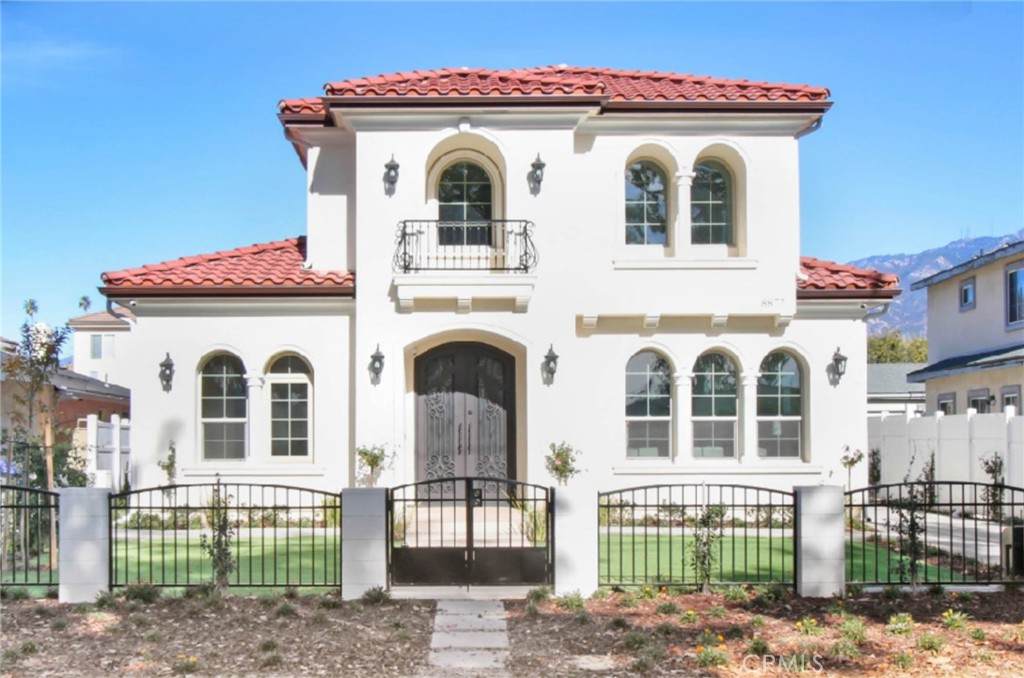 8877 Emperor Avenue - Photo 1
