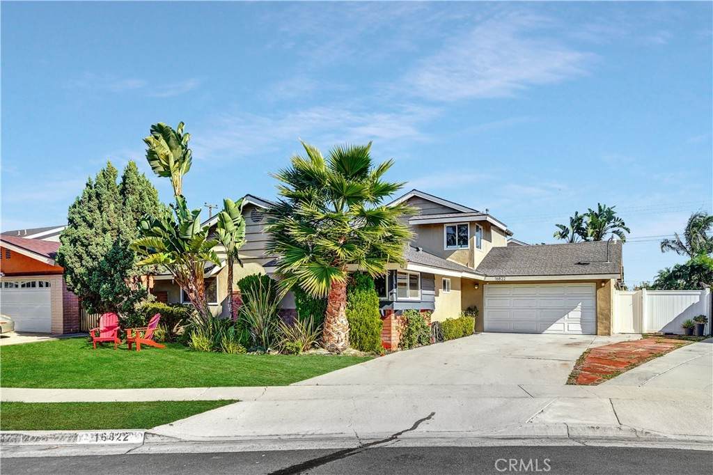 16822 Montclair Lane - Photo 1