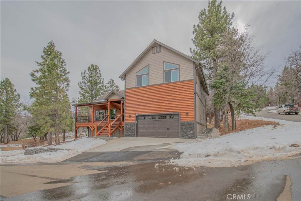 1194 Alameda Court - Photo 1