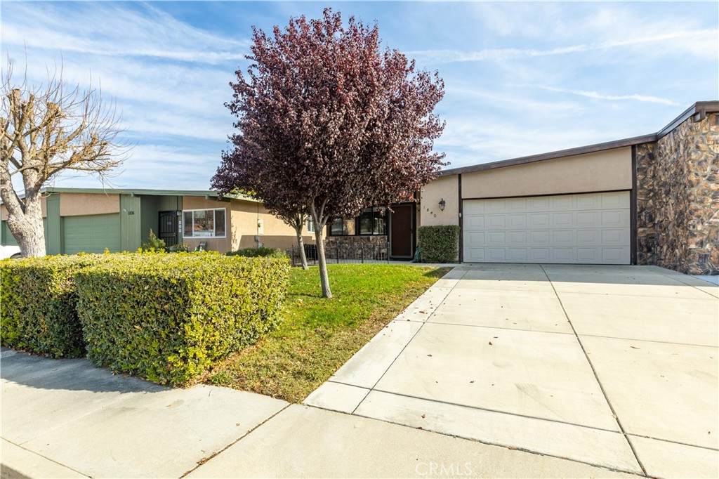 1840 Kimberly Drive - Photo 1