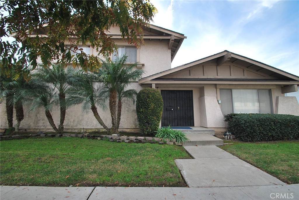 1400 Eastpark Drive - Photo 1