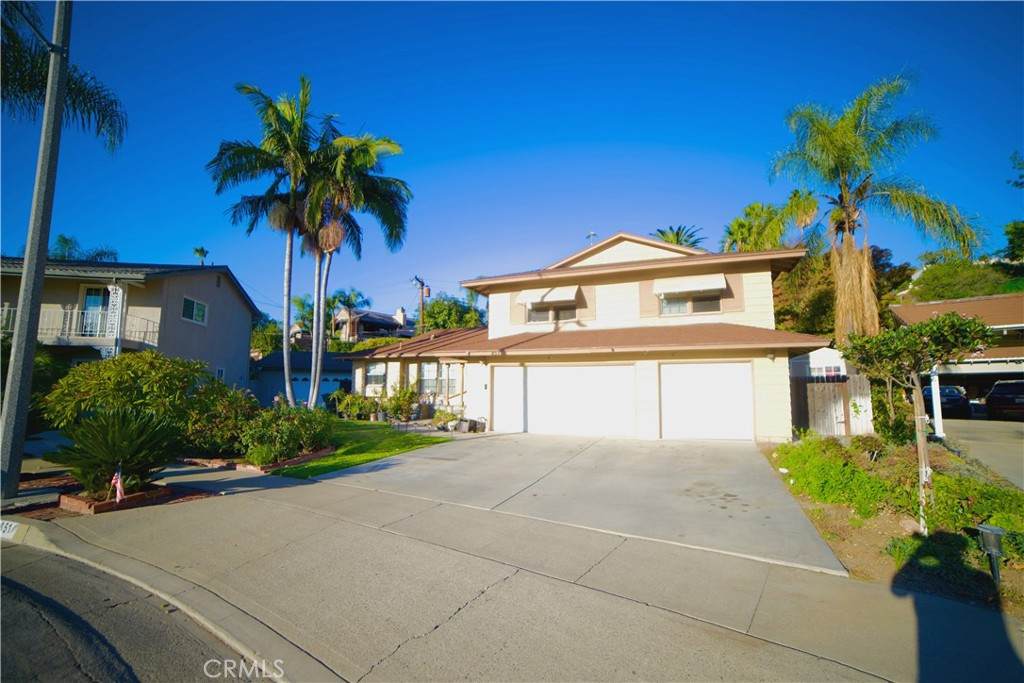 851 Woodcrest Avenue - Photo 1