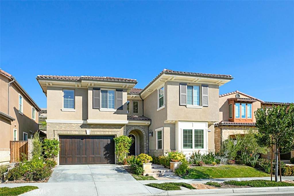 1621 Sunset View Drive - Photo 1