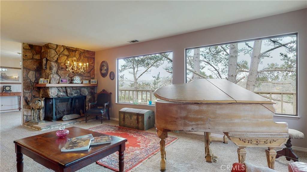 950 Hartford Street - Photo 1