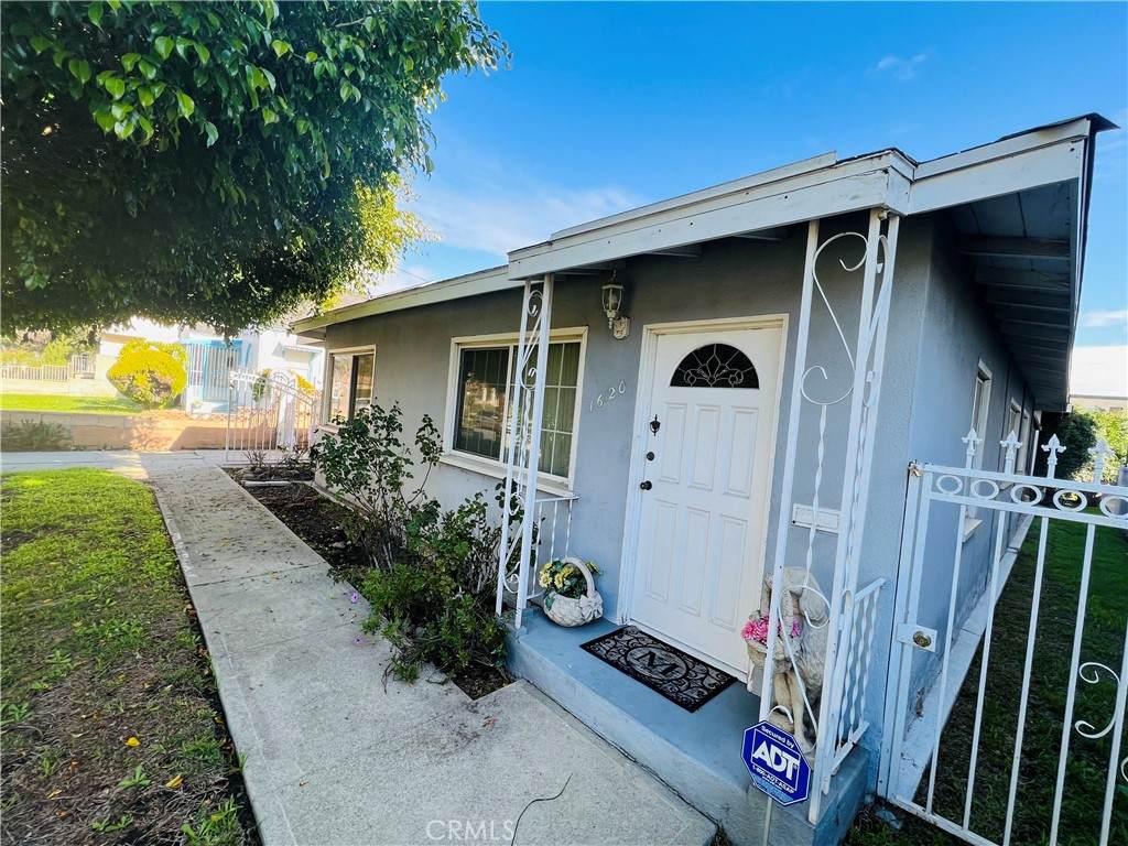 1620 -1622 6th Street - Photo 1