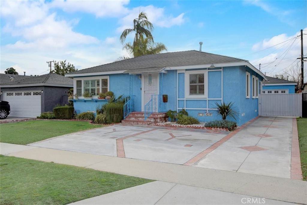 1512 121st Street - Photo 1