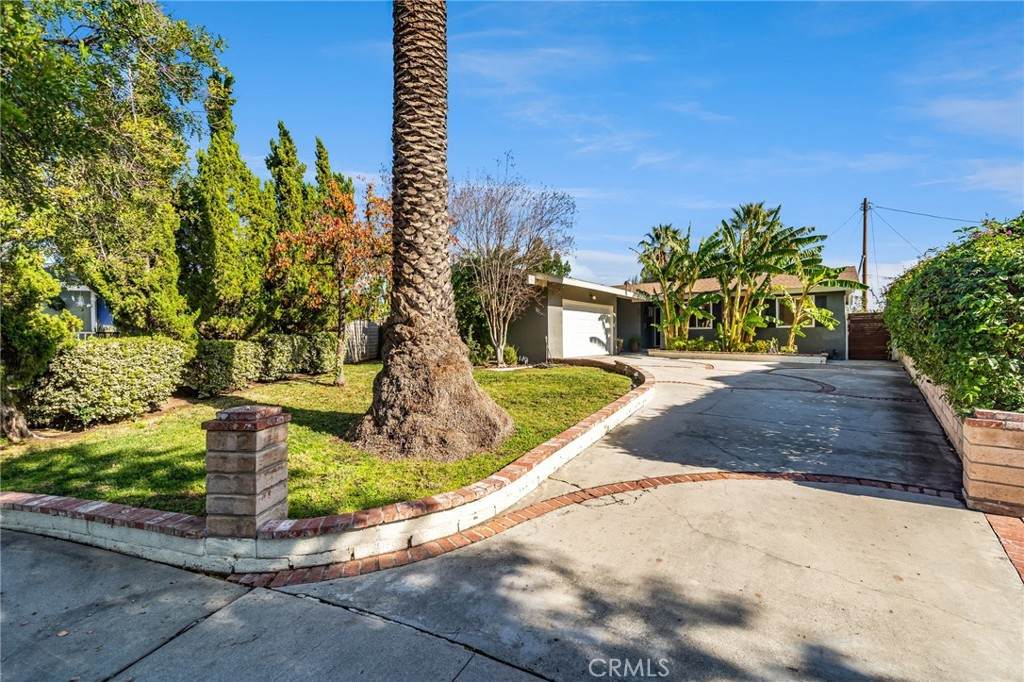 16425 Simonds Street - Photo 1