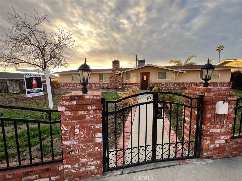 3330 Pasadena Street - Photo 1