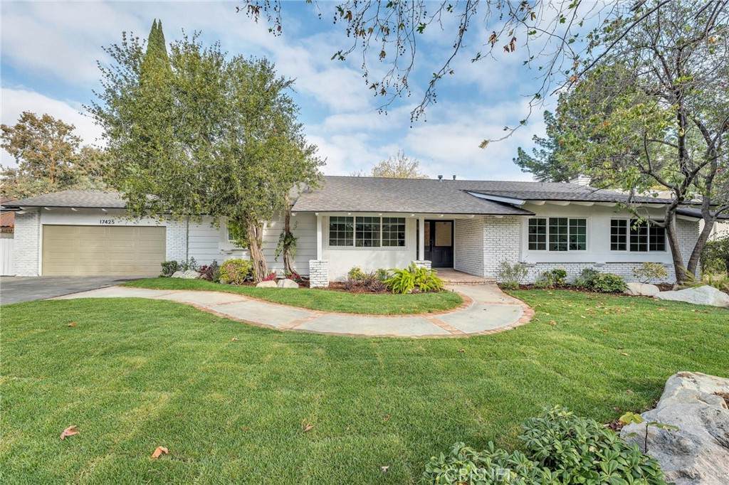 17425 Raymer Street - Photo 1
