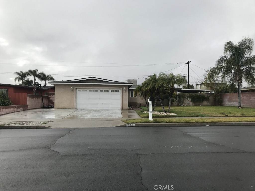 260 Iris Avenue - Photo 1